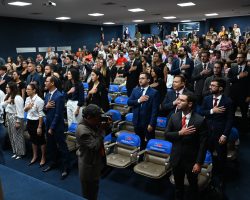 Compromisso com a justiça: 103 novos advogados são recebidos pela OAB/DF