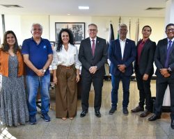 OAB/DF recebe representantes do Sindafis e do GDF para tratar de ADI contra bônus a fiscais