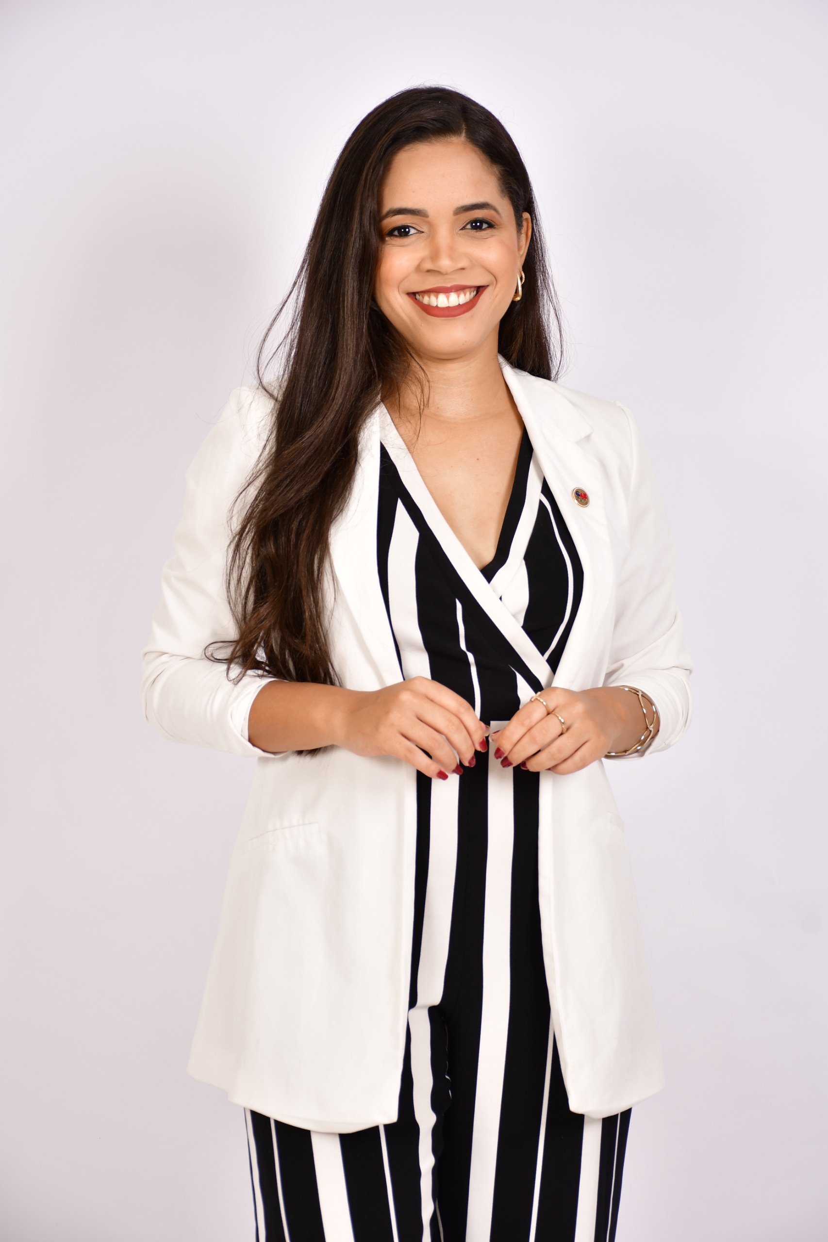 Mayra Leão