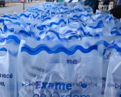 OAB/DF entrega kits de apoio aos examinandos do 44º Exame de Ordem