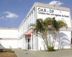 Outubro Rosa: Subseção da OAB/DF de Sobradinho promove ação de orientação a pacientes com câncer