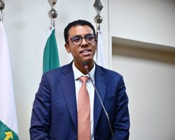 Diretor de Igualdade Racial se despede da OAB/DF em sessão do Conselho Pleno para assumir vaga como ministro do TSE