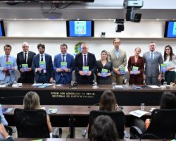 Comissão de Direito do Consumidor da OAB/DF lança os “10 mandamentos do Direito à Informação” em parceria com ICCON Brasil