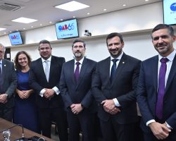 Max Kolbe lança duas obras jurídicas na OAB/DF com debate sobre concursos públicos e processo administrativo disciplinar